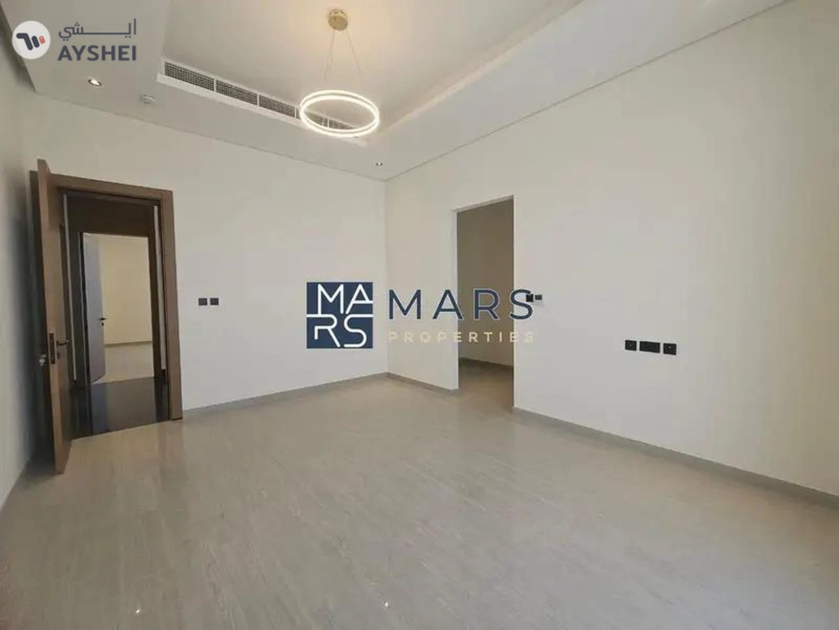 Villa-5 bedrooms in Al Hoshi – Close to the Main Entrance of the Area