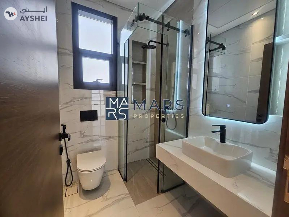 Villa-5 bedrooms in Al Hoshi – Close to the Main Entrance of the Area