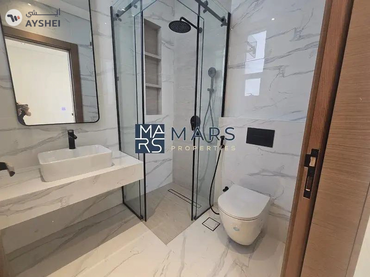 Villa-5 bedrooms in Al Hoshi – Close to the Main Entrance of the Area