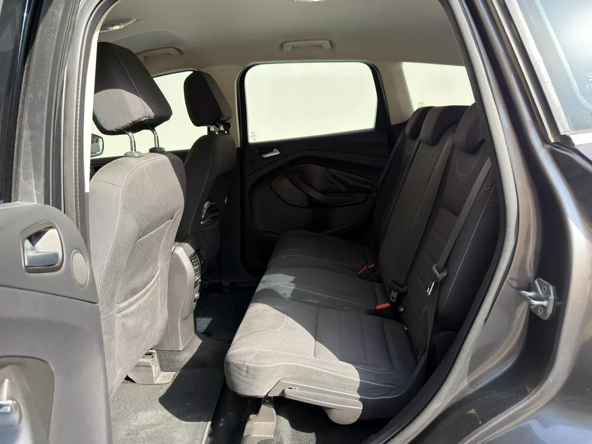 2015 Ford Escape SEL-17-17
