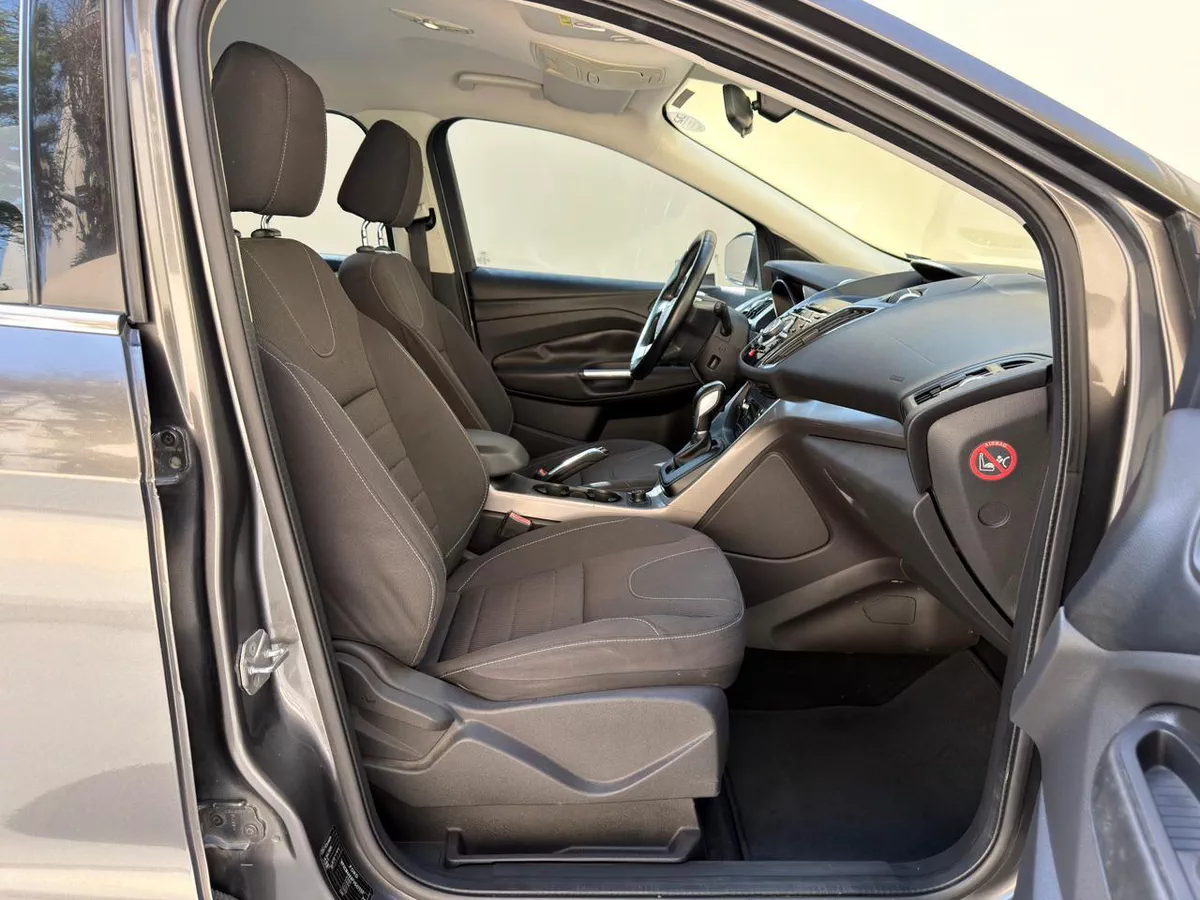 2015 Ford Escape SEL-10-10