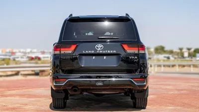 Toyota Land Cruiser VXR 3.5L-6