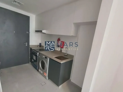 Luxurious brand new studio available in al jada community rent 33k-2