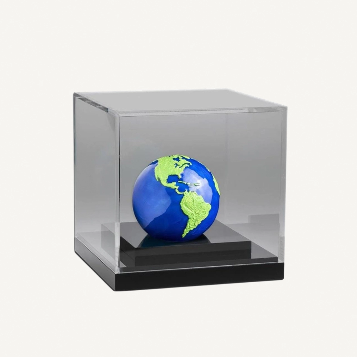 2022 Barbados $5 “Blue Marble – Endangered Earth” Spherical Coin-2-2