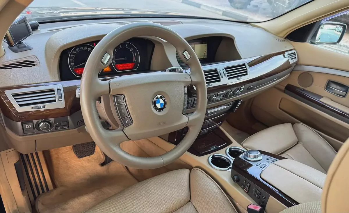 BMW | 7 SERIES | 750i | 2007 | BEIGE INTERIOR | ONLY : 85,885 KM | JAPAN IMPORT | CLEAN TITLE-10-10
