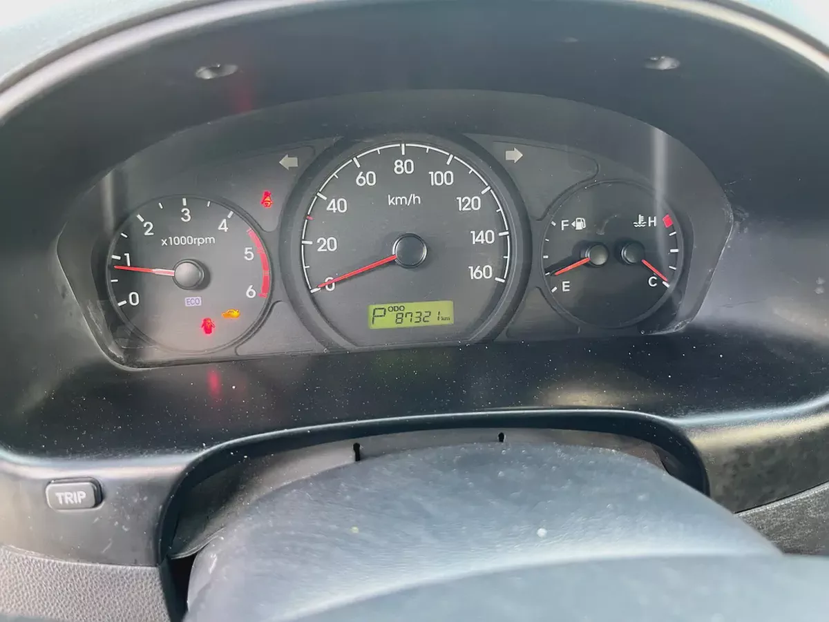 Hyundai H1 GLS 2015 Korean Specs - Well Maintained-12-12