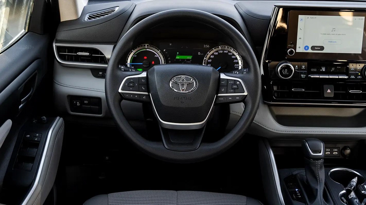 2026 Toyota Highlander LE 2.5 AT Hybrid-15-15