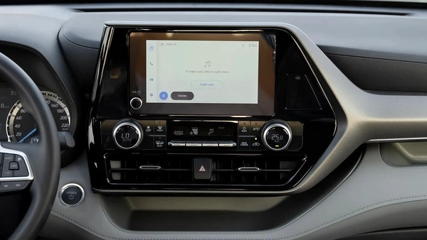 2026 Toyota Highlander LE 2.5 AT Hybrid