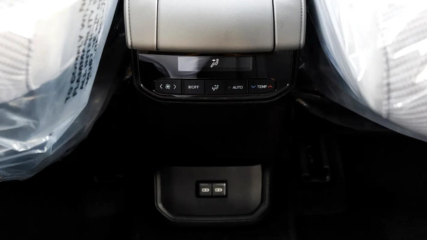 2026 Toyota Highlander LE 2.5 AT Hybrid