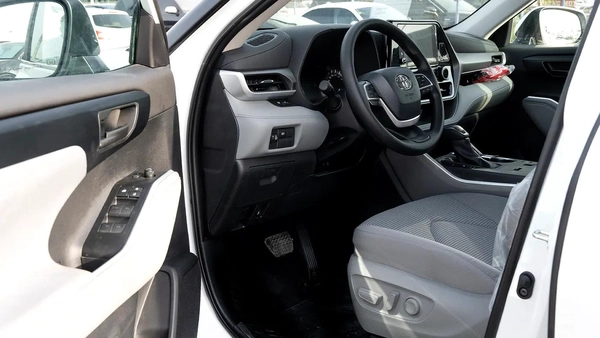 2026 Toyota Highlander LE 2.5 AT Hybrid