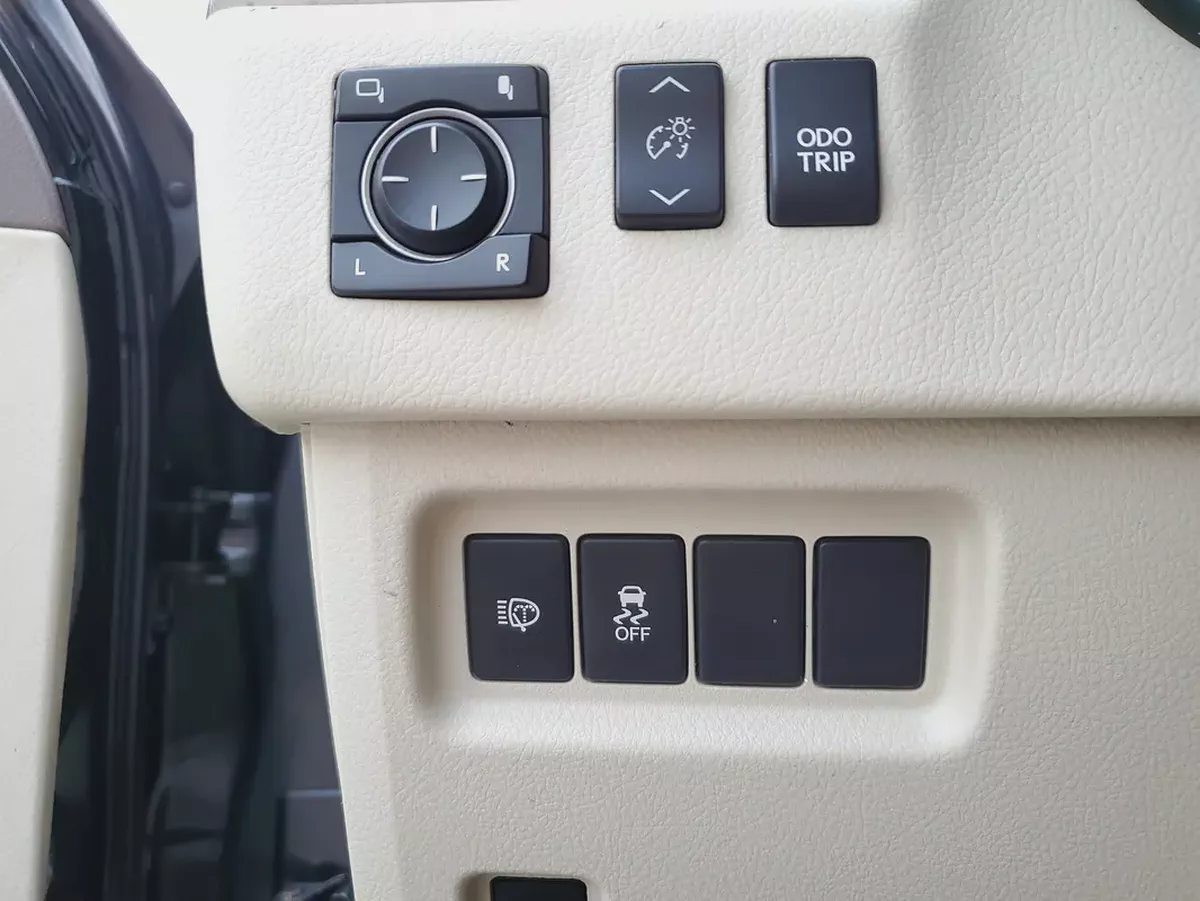 LEXUS GX460 2010 FACELIFTED 2021 G.C.C FULL OPTION IN EXCELLENT CONDITION-19-19