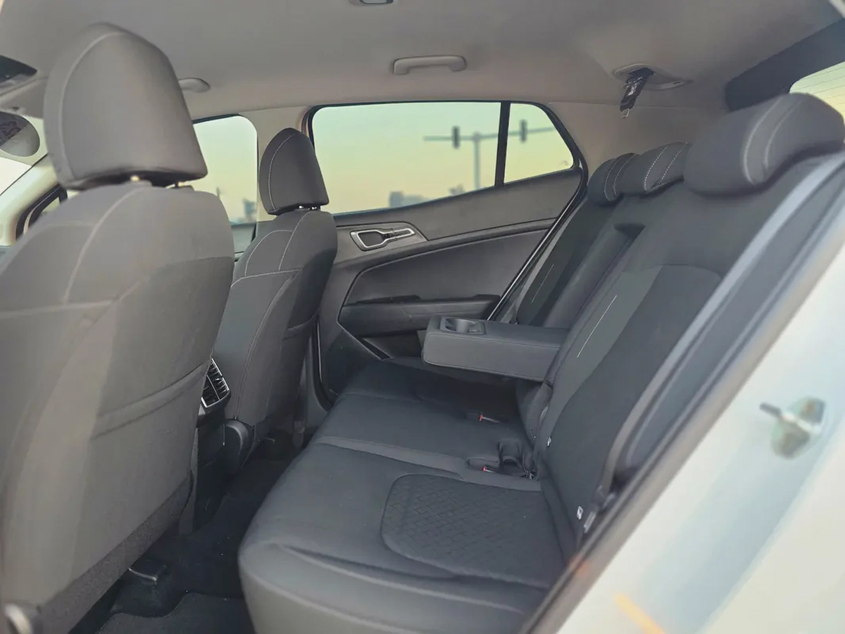 2023 Kia Sportage LX GCC Specs-14-14