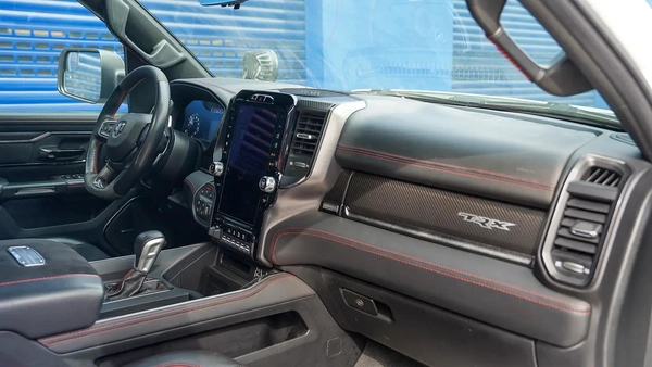 RAM 1500 TRX V8
