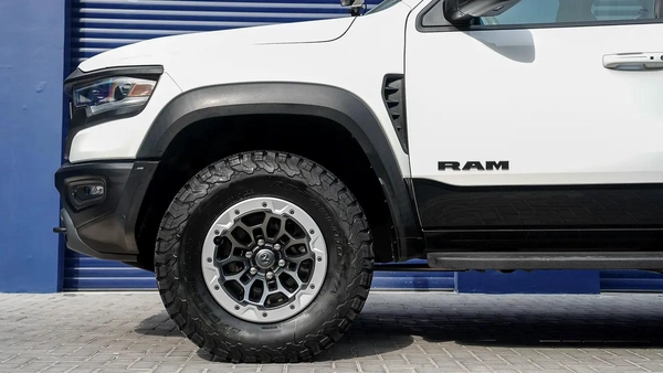 RAM 1500 TRX V8