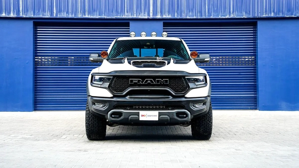 RAM 1500 TRX V8