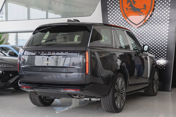 Range Rover Vogue P530 Autobiography |  | GCC Specs | V8 | Full Options | 2026 (Export)