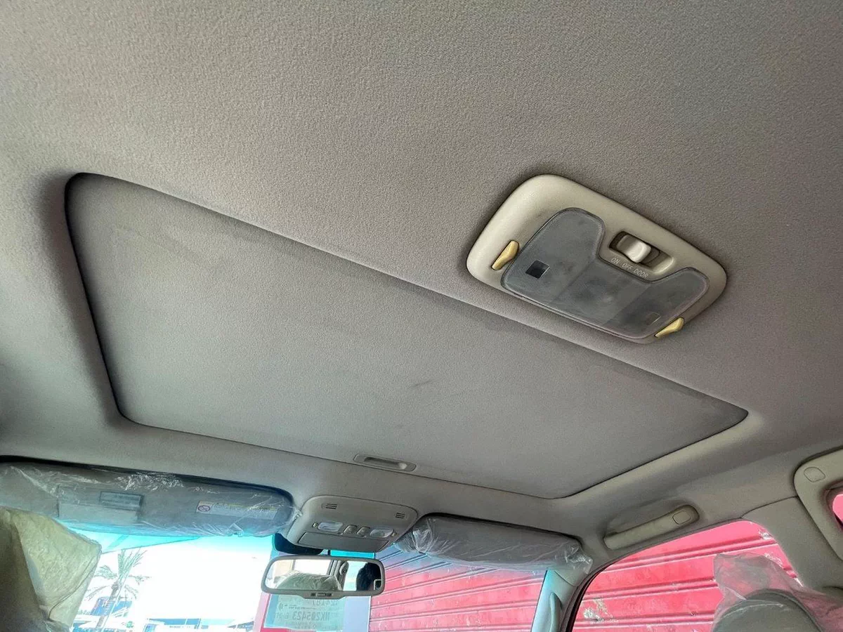 Toyota Land Cruiser VXR TOP LTH LOW MILEAGE ORIGINAL PAINT-10-0