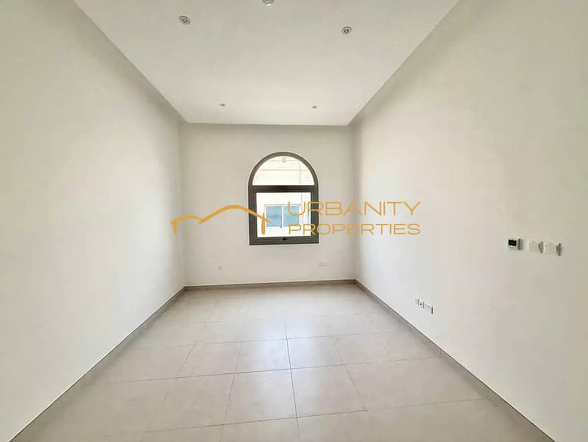 Spacious || 4 Bedroom Villa || Front Yard || Al Garhoud ||-8-8