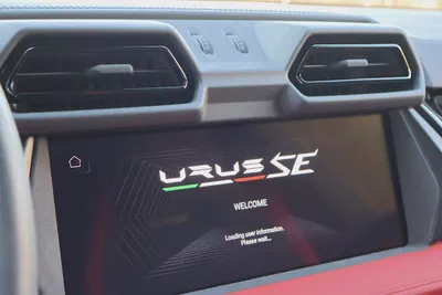 Lamborghini Urus SE 2026-10