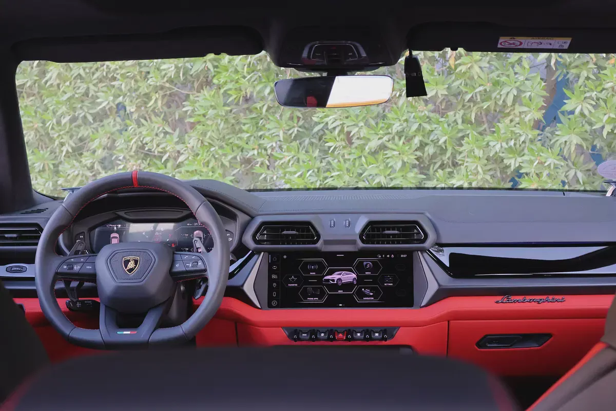 Lamborghini Urus SE 2026-15-15