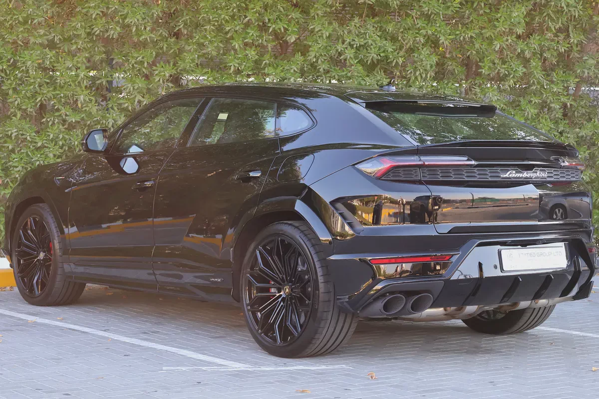 Lamborghini Urus SE 2026-4-4